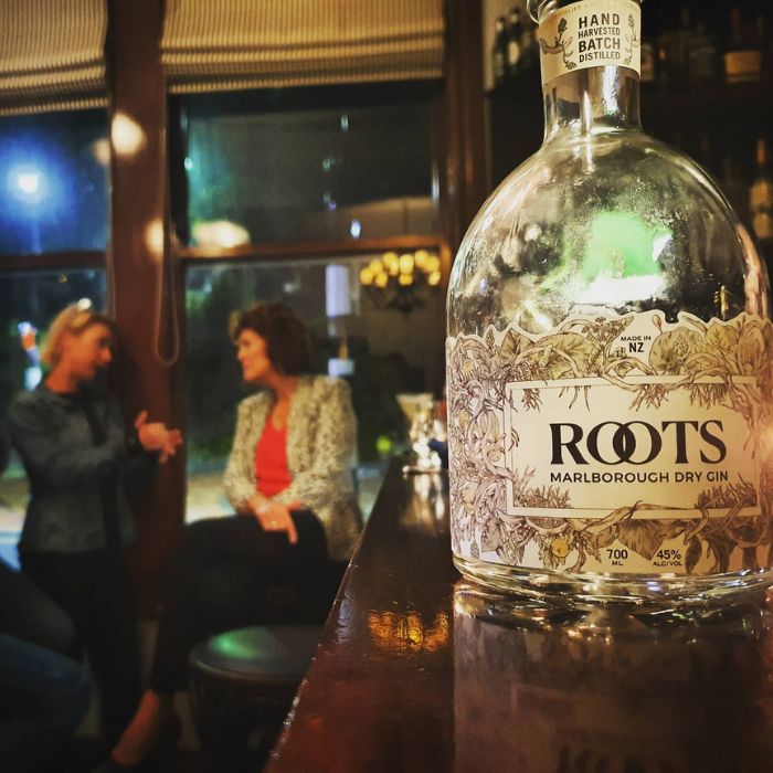 Roots Dry Gin