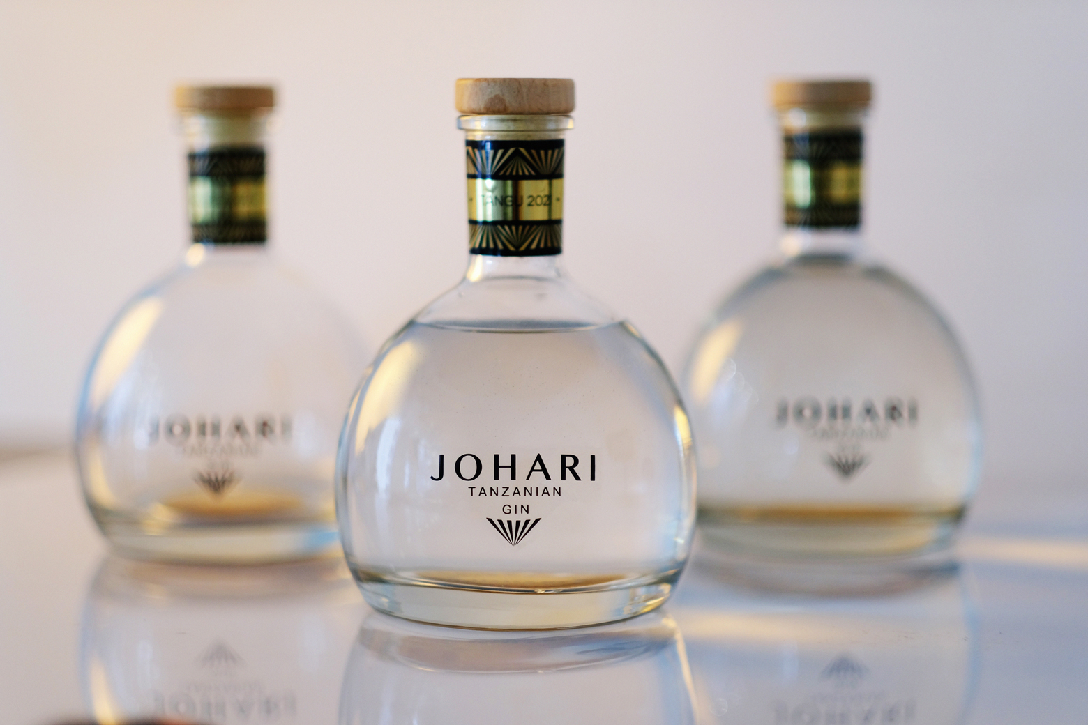 JOHARI タンザニア ジン Johari Tanzanian Gin from Tanzania, United Republic of - Winner of