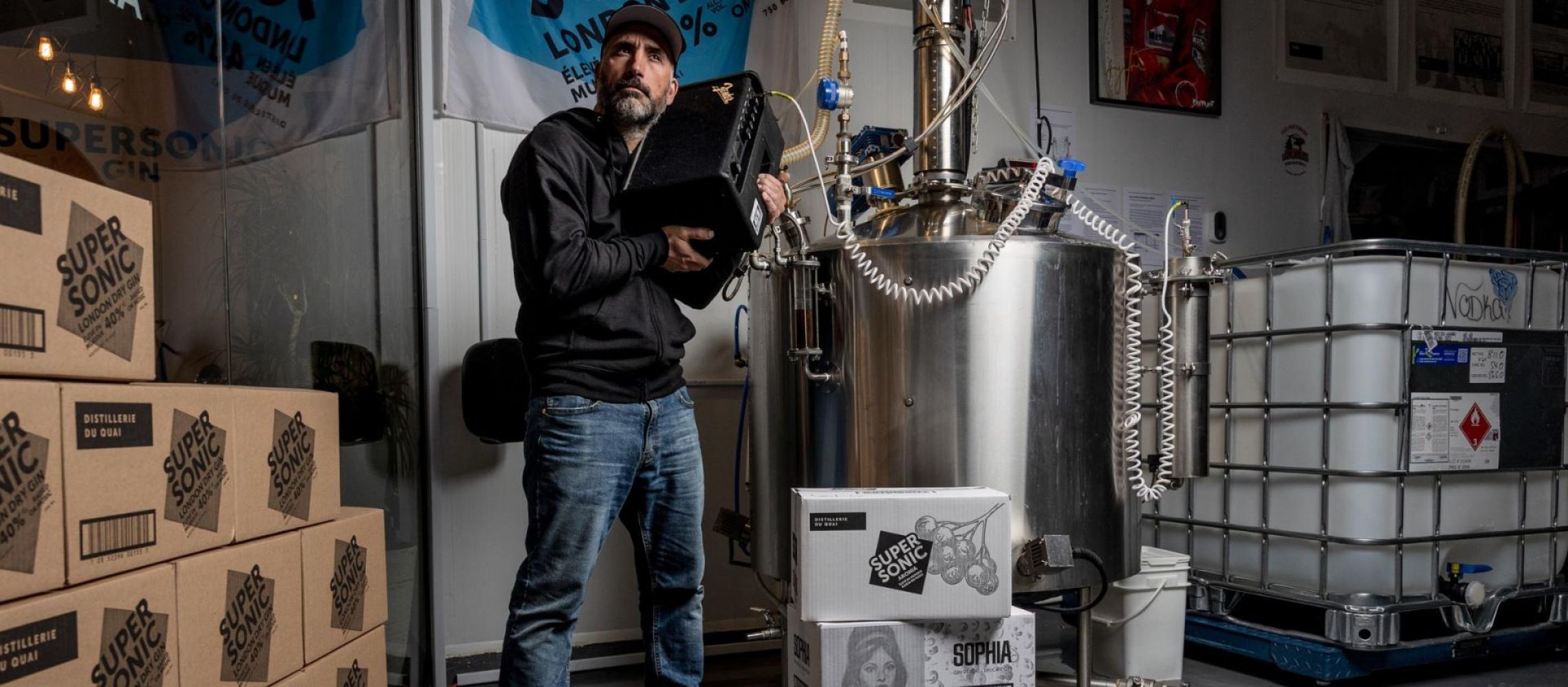 Photo for: Distillerie de Quai's Medal Voyage in the London Spirits Competition