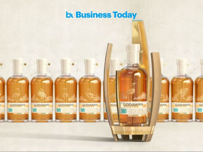 Photo for: Godawan 100 takes the Crown: Declared 'Single Malt Whisky of the Year'