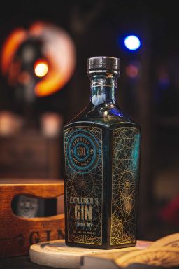 Logo for: Explorer's Gin