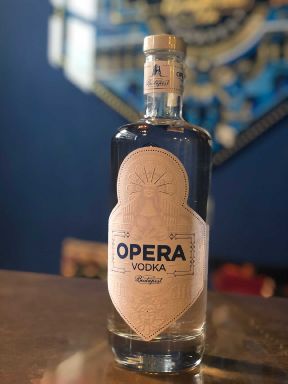 Logo for: Opera Vodka