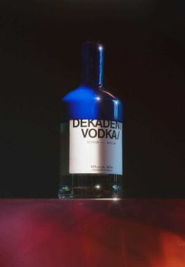 Logo for: Dekadent Vodka