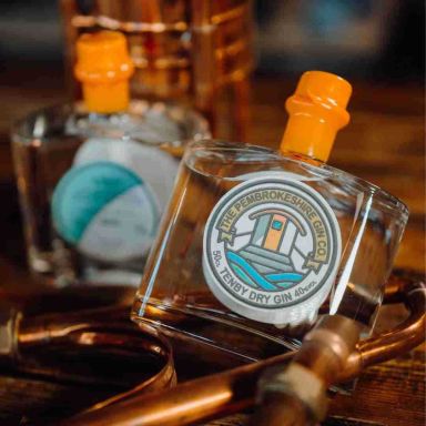 Logo for: Tenby Dry Gin