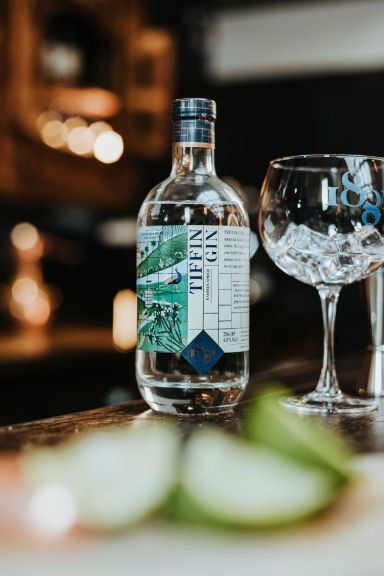 Photo for: 1881 Tiffin Gin