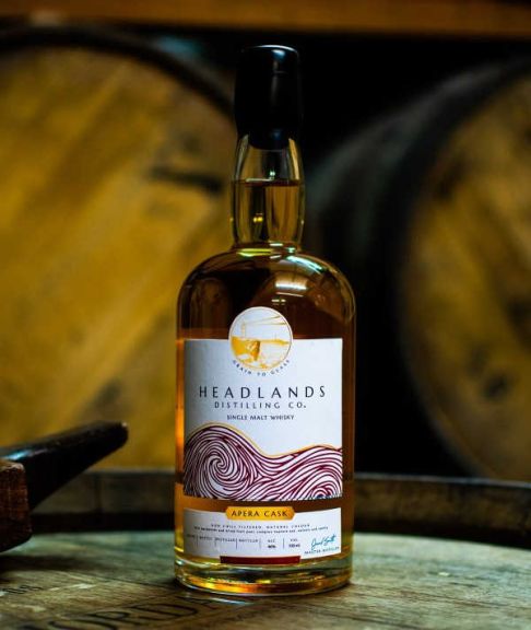 Photo for: Single Malt Whisky: Apera Cask